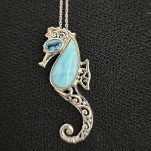 NWT Larimar Cab Blue Topaz .50ct Sterling Silver 925 Seahorse Pendant w/ Chain